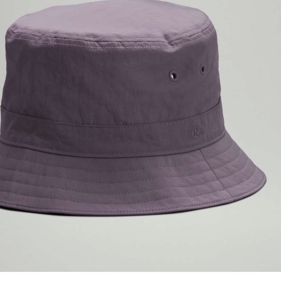 Lululemon On My Level Bucket Hat
Color:Dusky Lavender Size :S/M,99%New - Picture 1 of 5